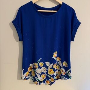Apt. 9 Blue Floral Flowy Blouse Women’s Medium Short Sleeve